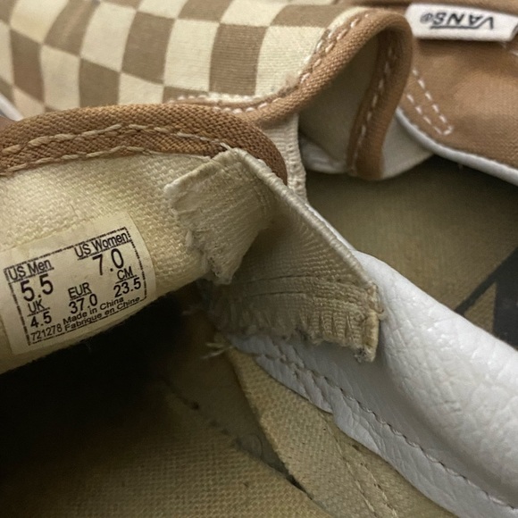 Vans - Picture 4 of 4